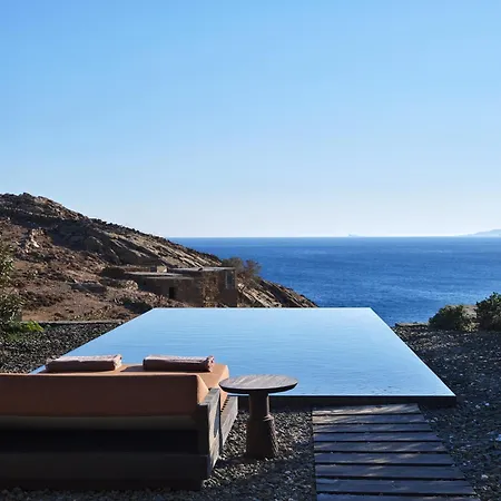 Odera, Tinos, Autograph Collection Kionia