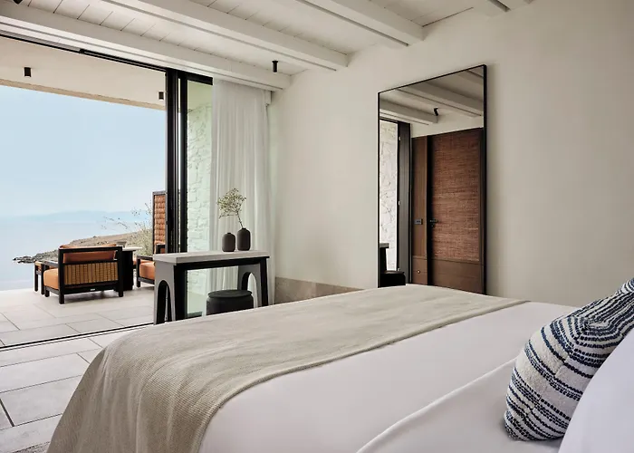 Odera, Tinos, Autograph Collection Kionia