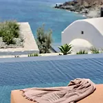 Odera, Tinos, Autograph Collection Hotel