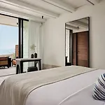 Odera, Tinos, Autograph Collection Kionia