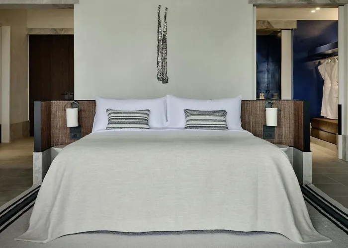 Odera, Tinos, Autograph Collection 5*